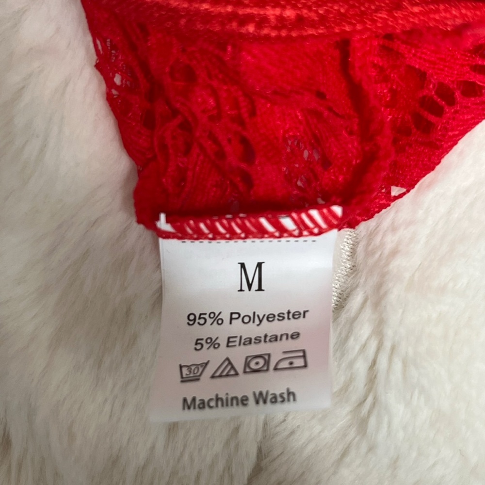 3 Red Bralettes - Picture 5 of 7